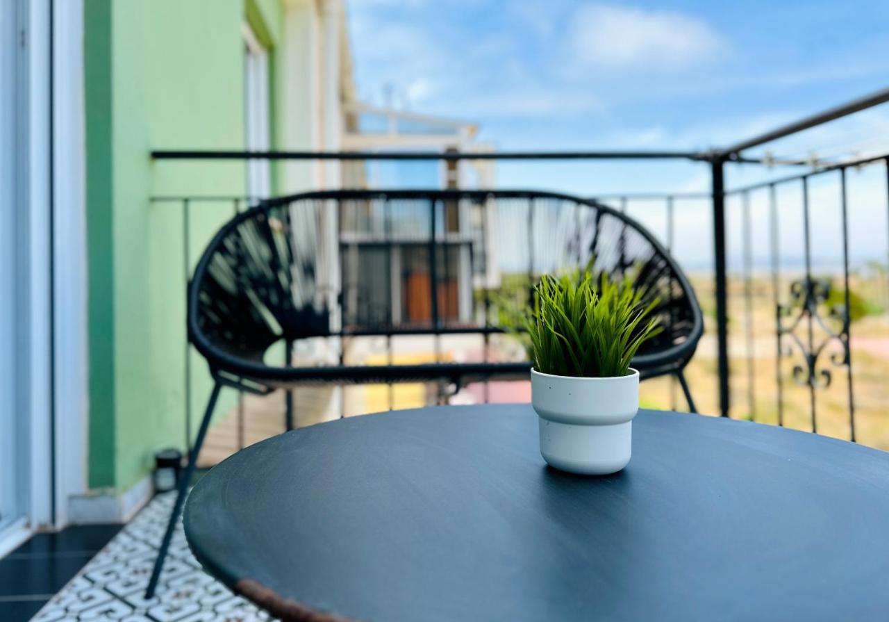 Bonito Apartamento Mar Azul ตอร์เรเวียคา ภายนอก รูปภาพ